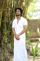 Hero Ayyan Photos
